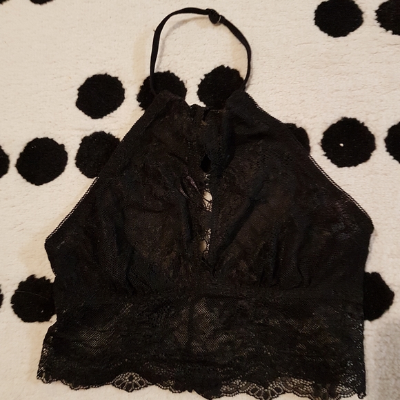 Bras - Picture 5 of 5